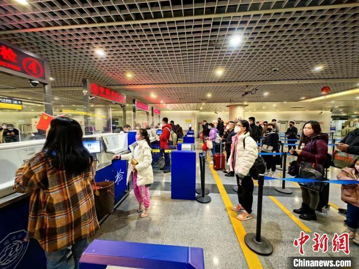 春節(jié)假期后多地機酒價格回落 錯峰游熱度較高