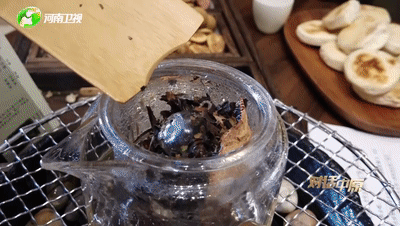 98萬拍下太昊陵C位的攤主大哥今年還要繼續(xù)拍！他為何這么拼？