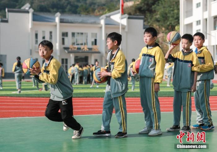 【科學(xué)的溫度】體育中考調(diào)整耐力項目，青少年“陽康”后如何鍛煉？