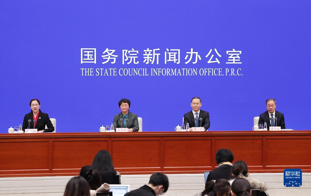 權(quán)威部門話開局丨夯實(shí)民生之本 推動(dòng)社會(huì)保障事業(yè)高質(zhì)量發(fā)展——人社部有關(guān)負(fù)責(zé)人談新舉措新進(jìn)展