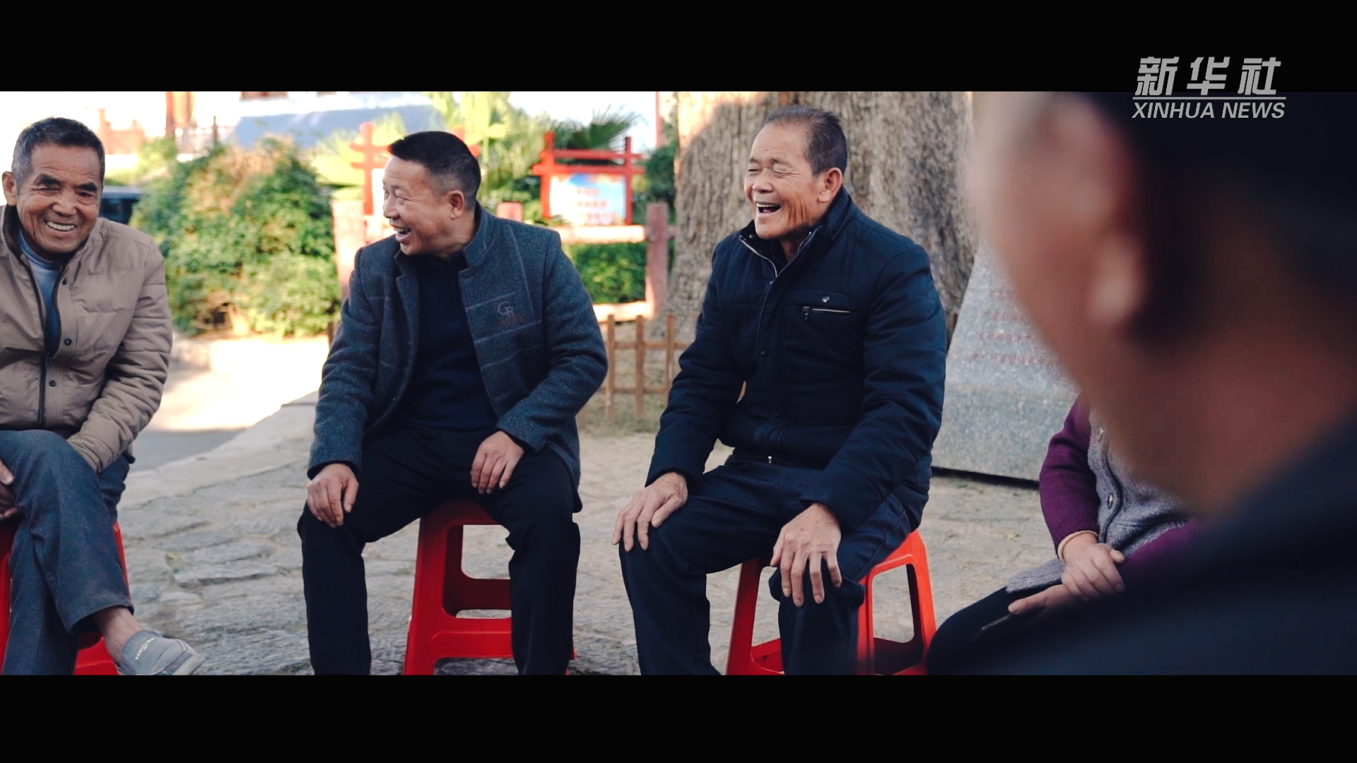 五集政論片《中國(guó)的民主》第一集《選想選的人》