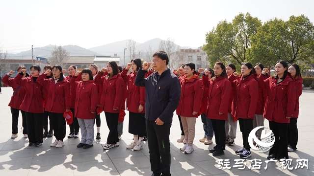 駐馬店市實(shí)驗(yàn)幼兒園開(kāi)展紅色研學(xué)教育活動(dòng)