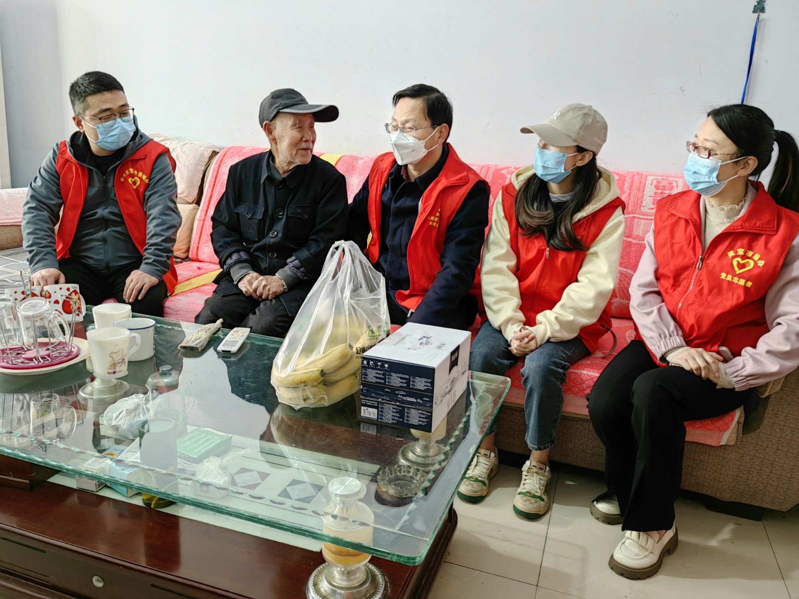 60年延續(xù)不斷！河南各地掀起“學(xué)雷鋒”熱潮