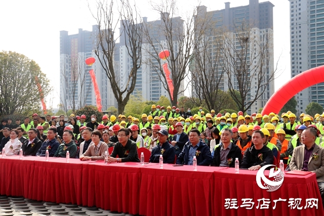 駐馬店信合&middot;壹號(hào)院項(xiàng)目全面復(fù)工保交房啟動(dòng)儀式圓滿舉行