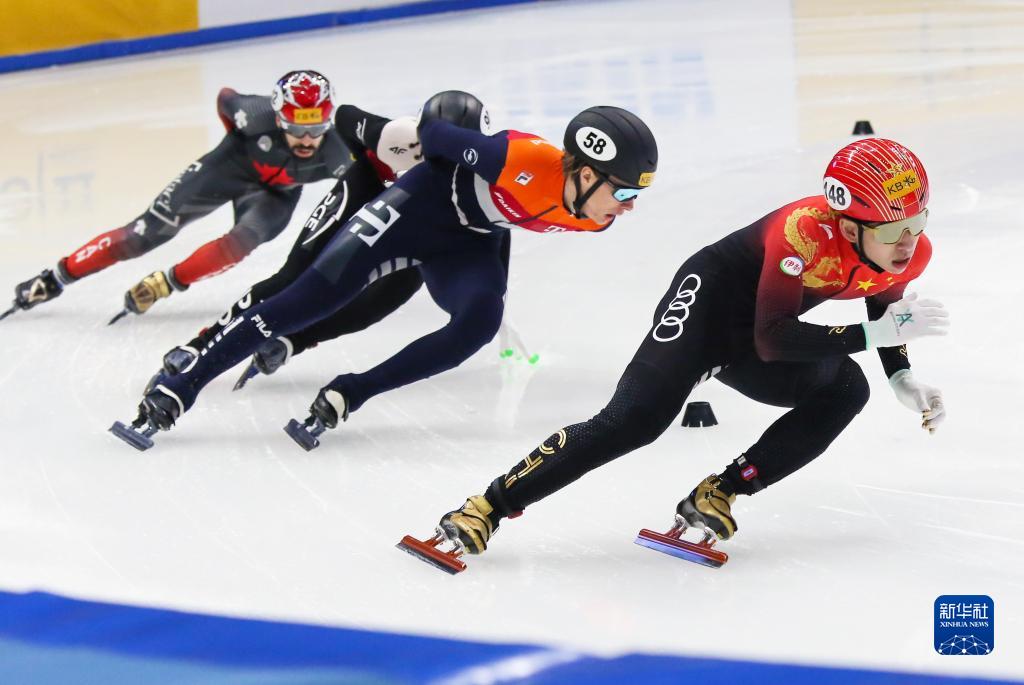 2023年短道速滑世錦賽：中國(guó)男隊(duì)闖入5000米接力A組決賽