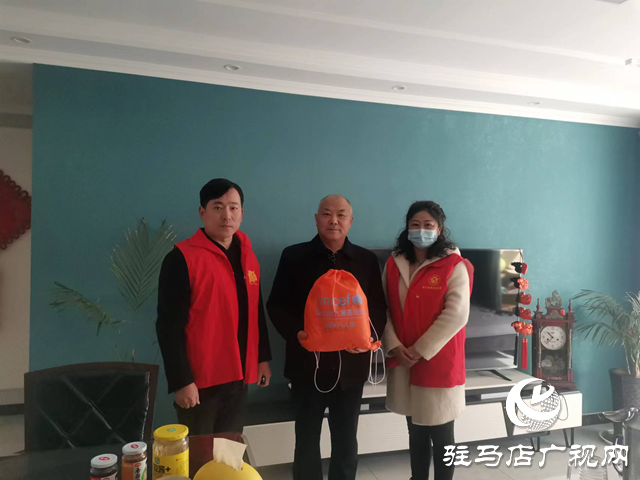 開(kāi)發(fā)區(qū)翟莊居委會(huì)開(kāi)展“關(guān)愛(ài)留守兒童”走訪慰問(wèn)活動(dòng)