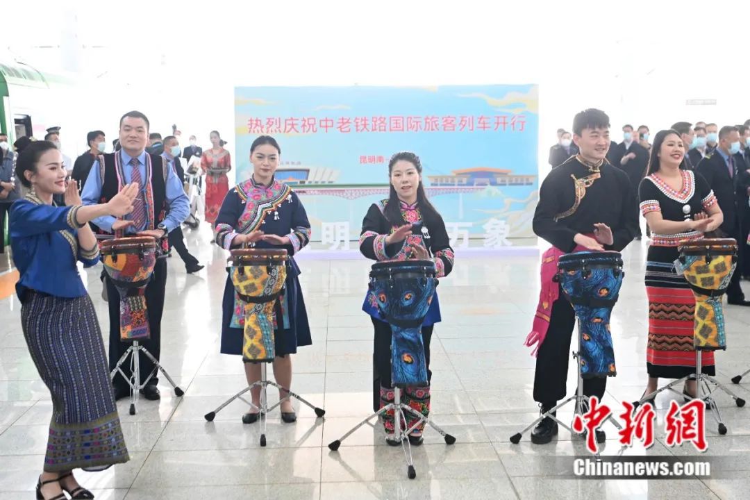 4月13日起，坐著動車去老撾！