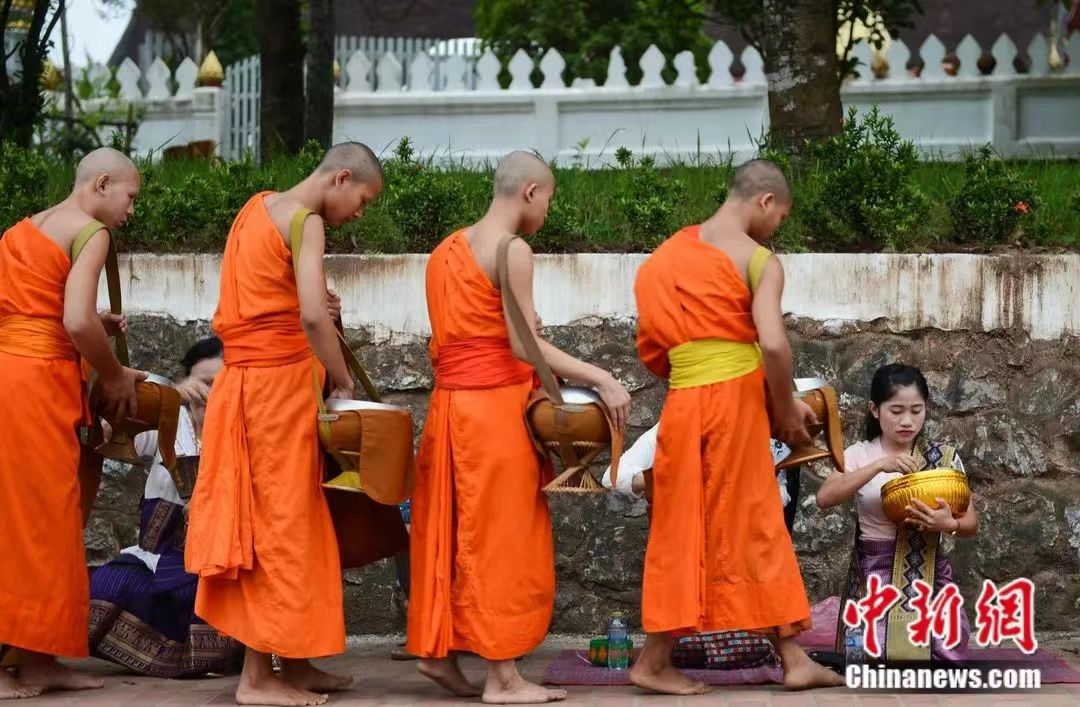 4月13日起，坐著動車去老撾！