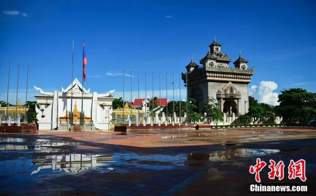 4月13日起，坐著動車去老撾！