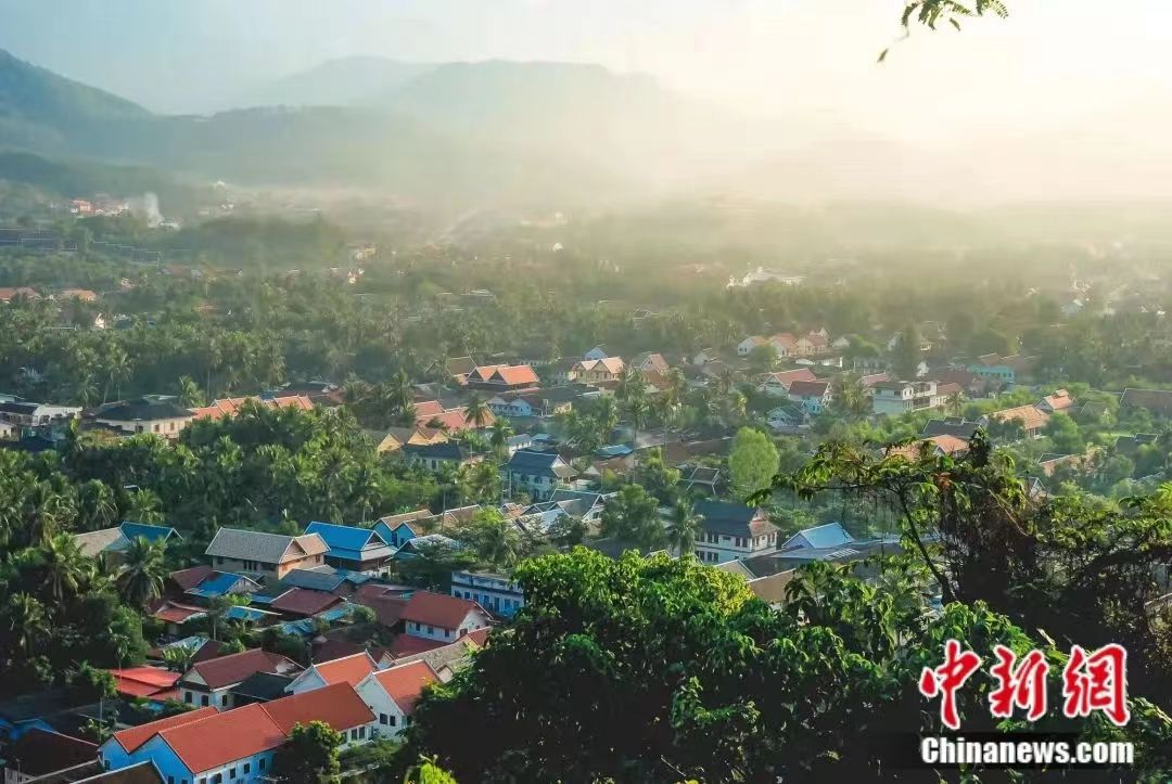 4月13日起，坐著動車去老撾！