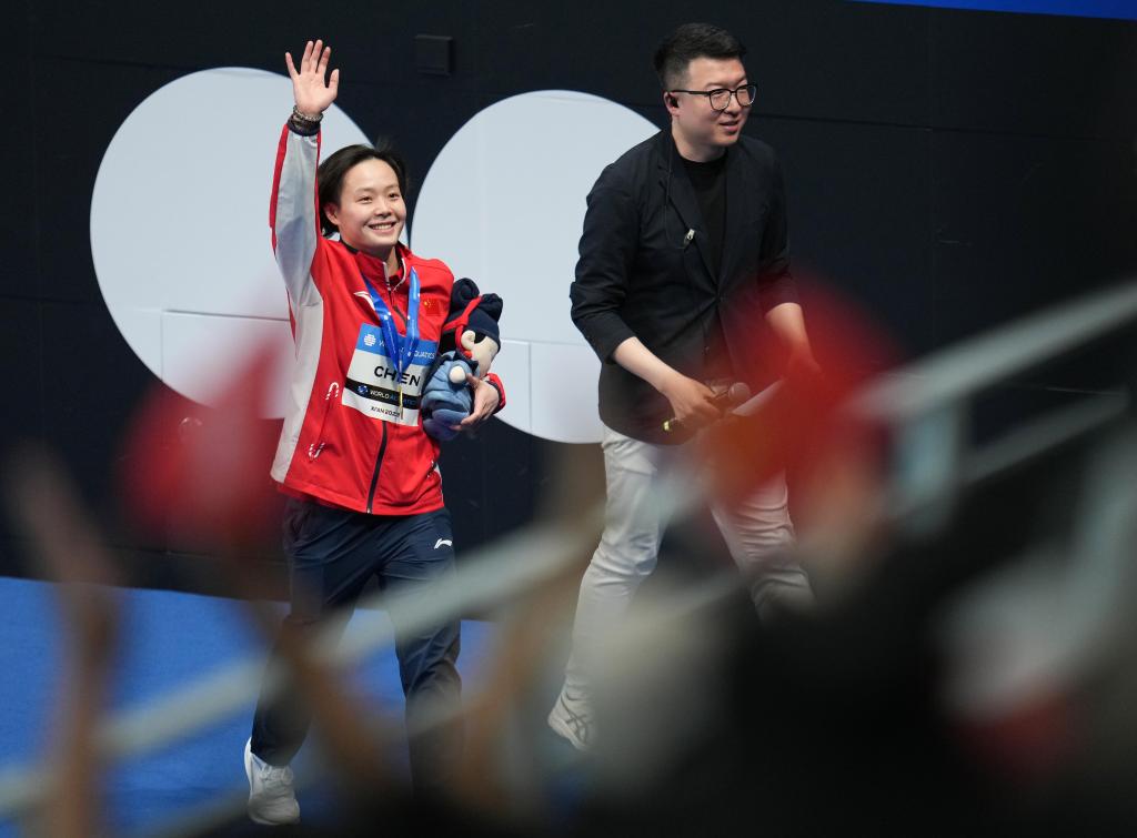 跳水世界杯:中國隊(duì)次日再添兩金一銀