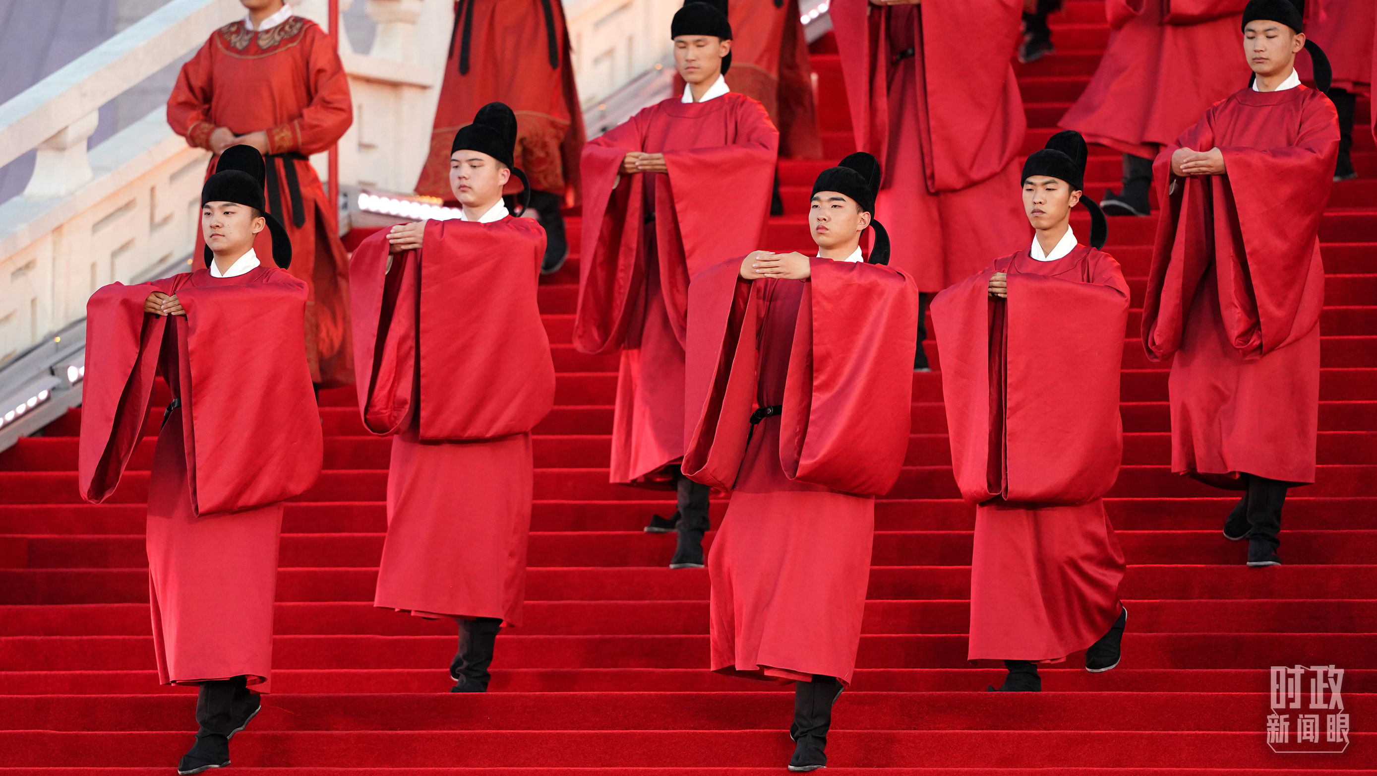 時政新聞眼丨中國－中亞峰會大幕開啟，習近平同五國元首談了什么？