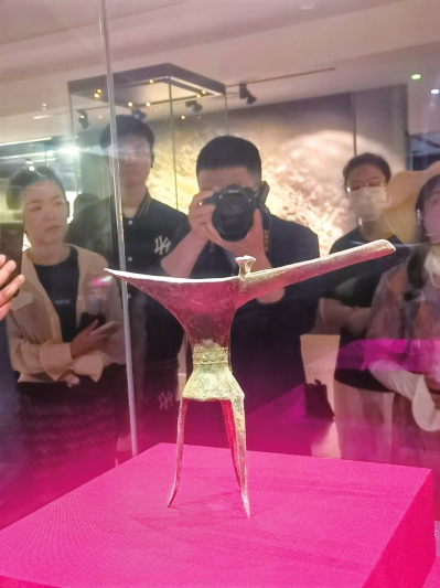 尋找夏王朝的“背影”和“片段” 來到二里頭，聽文物講“最早中國”的故事