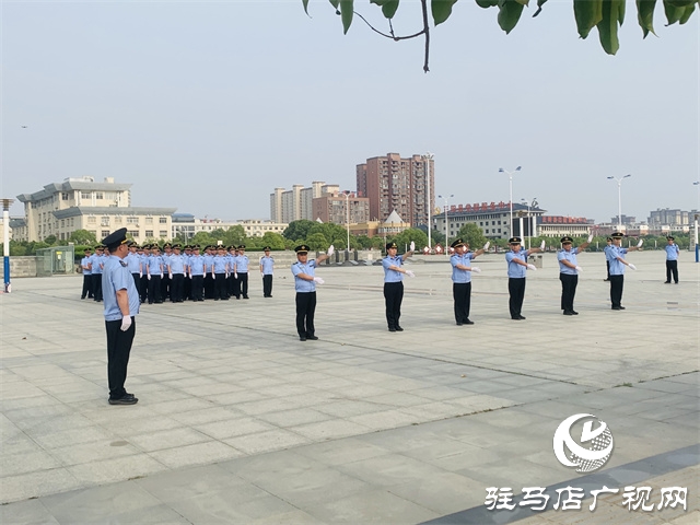 正陽(yáng)縣交通運(yùn)輸綜合行政執(zhí)法大隊(duì)開展會(huì)操比武