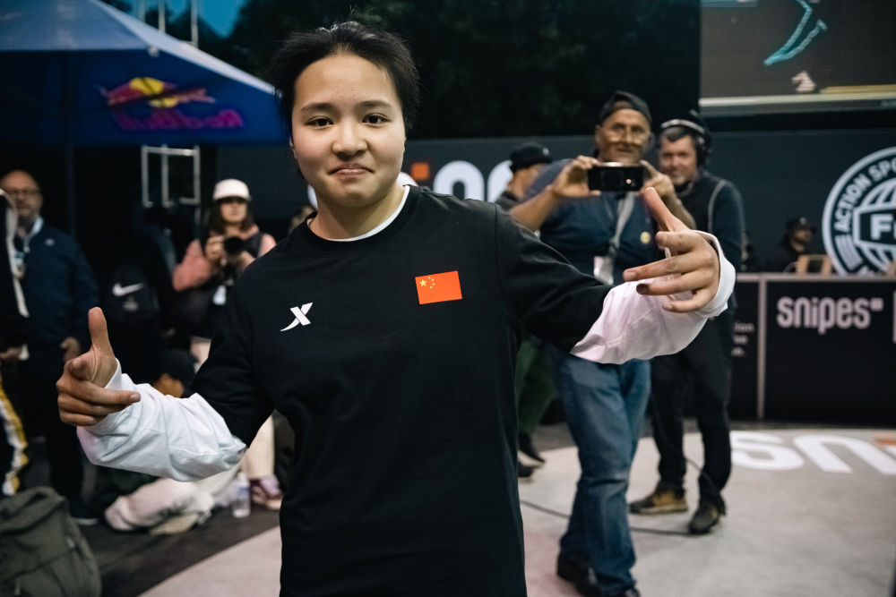 河南姑娘劉清漪再奪霹靂舞奧運(yùn)積分賽冠軍