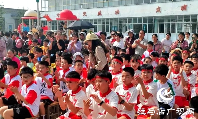 泌陽(yáng)縣：愛(ài)心捐贈(zèng) 情暖校園