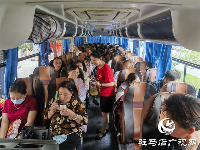 駐馬店：“清涼大巴”助力高考