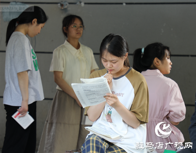  泌陽(yáng)高考首日！多圖直擊……