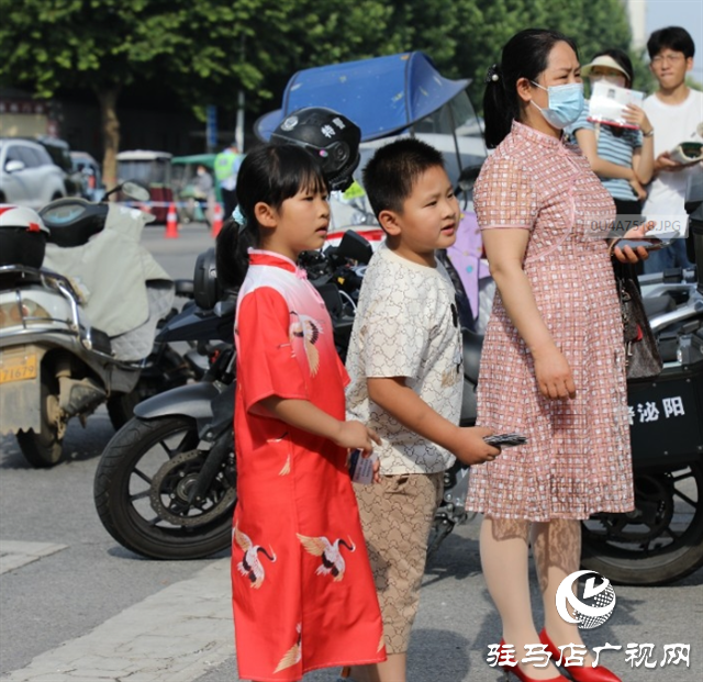  泌陽(yáng)高考首日！多圖直擊……