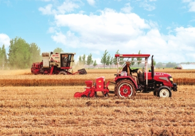 聚焦夏收攻堅(jiān)戰(zhàn) 河南省農(nóng)業(yè)農(nóng)村系統(tǒng)打好全年糧食生產(chǎn)第一場(chǎng)硬仗