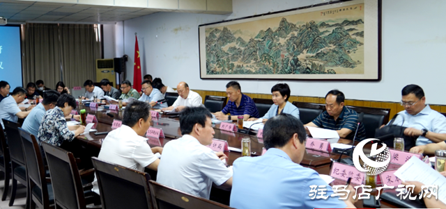 泌陽(yáng)縣人民政府第26次常務(wù)會(huì)議召開