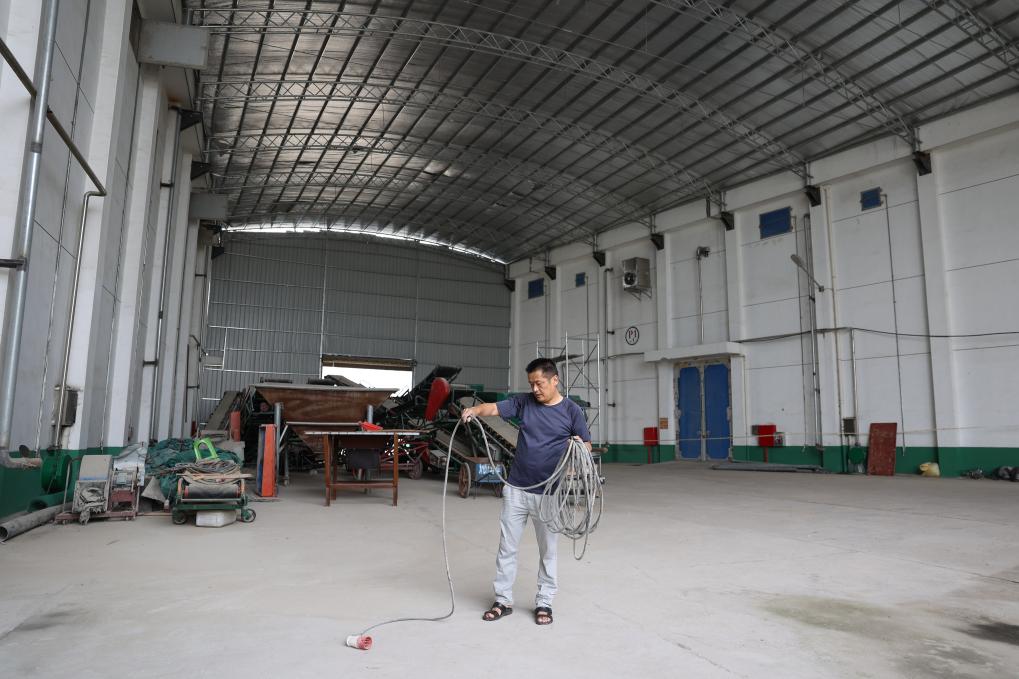 升級農(nóng)機(jī) 提質(zhì)糧倉——“雙搶”時節(jié)訪“雙庫”