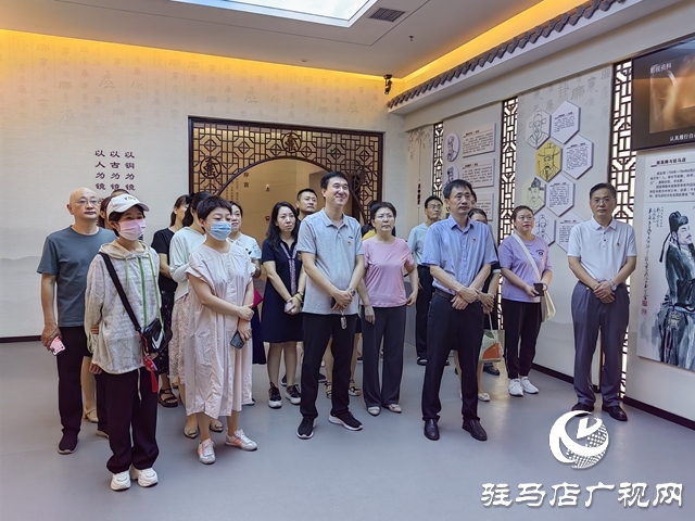 駐馬店廣播電視部分黨支部：開(kāi)展廉政教育主題黨日活動(dòng) 筑牢拒腐防變防線