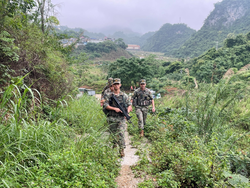 強軍精武河南兵④丨關磊：像樹一樣生長 在“云端”看見風光和戍邊榮光