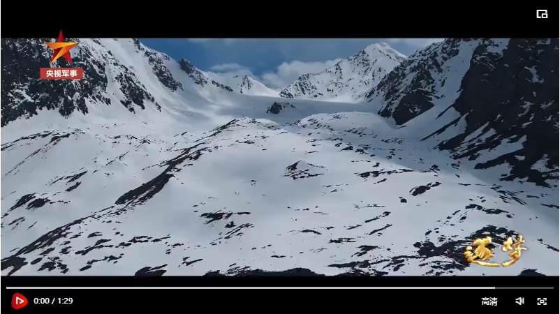 導彈在戰(zhàn)機200米處解體，空軍試飛員選擇……