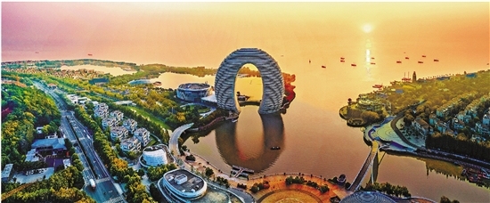 又見太湖碧波漾：17年，南太湖走出一條以生態(tài)保護(hù)促產(chǎn)業(yè)發(fā)展的變遷路
