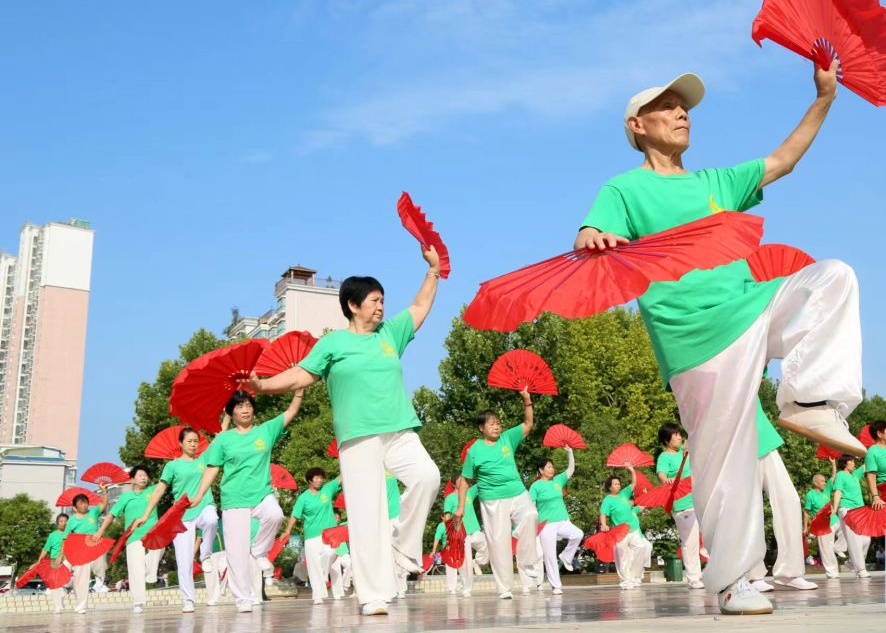 時(shí)政微觀察丨從體育強(qiáng)國(guó)到健康中國(guó)