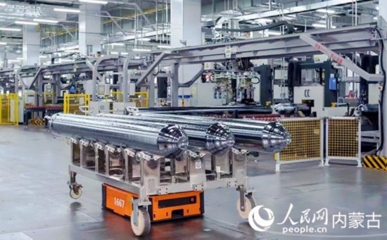 跟著總書記看中國|呼和浩特中環(huán)產(chǎn)業(yè)園大力發(fā)展綠色能源