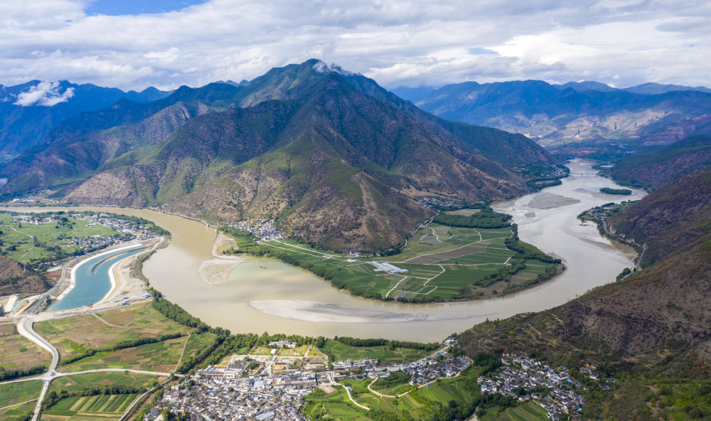 鏡觀·領(lǐng)航丨母親河的保護(hù)與發(fā)展，總書(shū)記這樣把脈定向