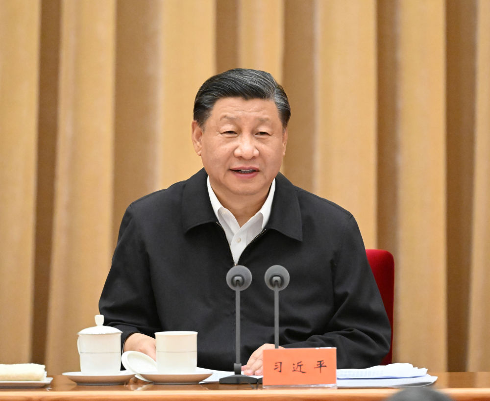 鏡觀·領(lǐng)航丨習(xí)近平:統(tǒng)籌山水林田湖草沙系統(tǒng)治理