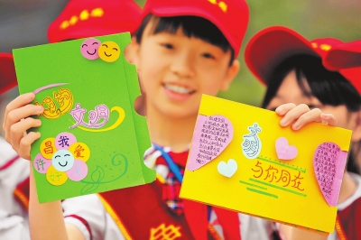 新時(shí)代 新征程 新偉業(yè)丨“溫情執(zhí)法”享譽(yù)全國 文明之花愈開愈艷 許昌溫暖之城何以“煉”成