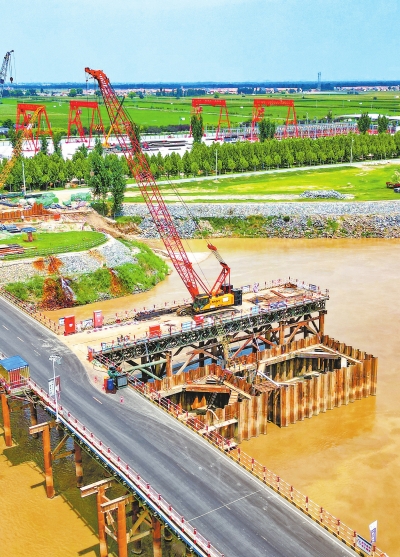 新時代 新征程 新偉業(yè)丨河南出臺交通運輸“十四五”一攬子專項規(guī)劃 推進高鐵、機場樞紐省轄市全覆蓋