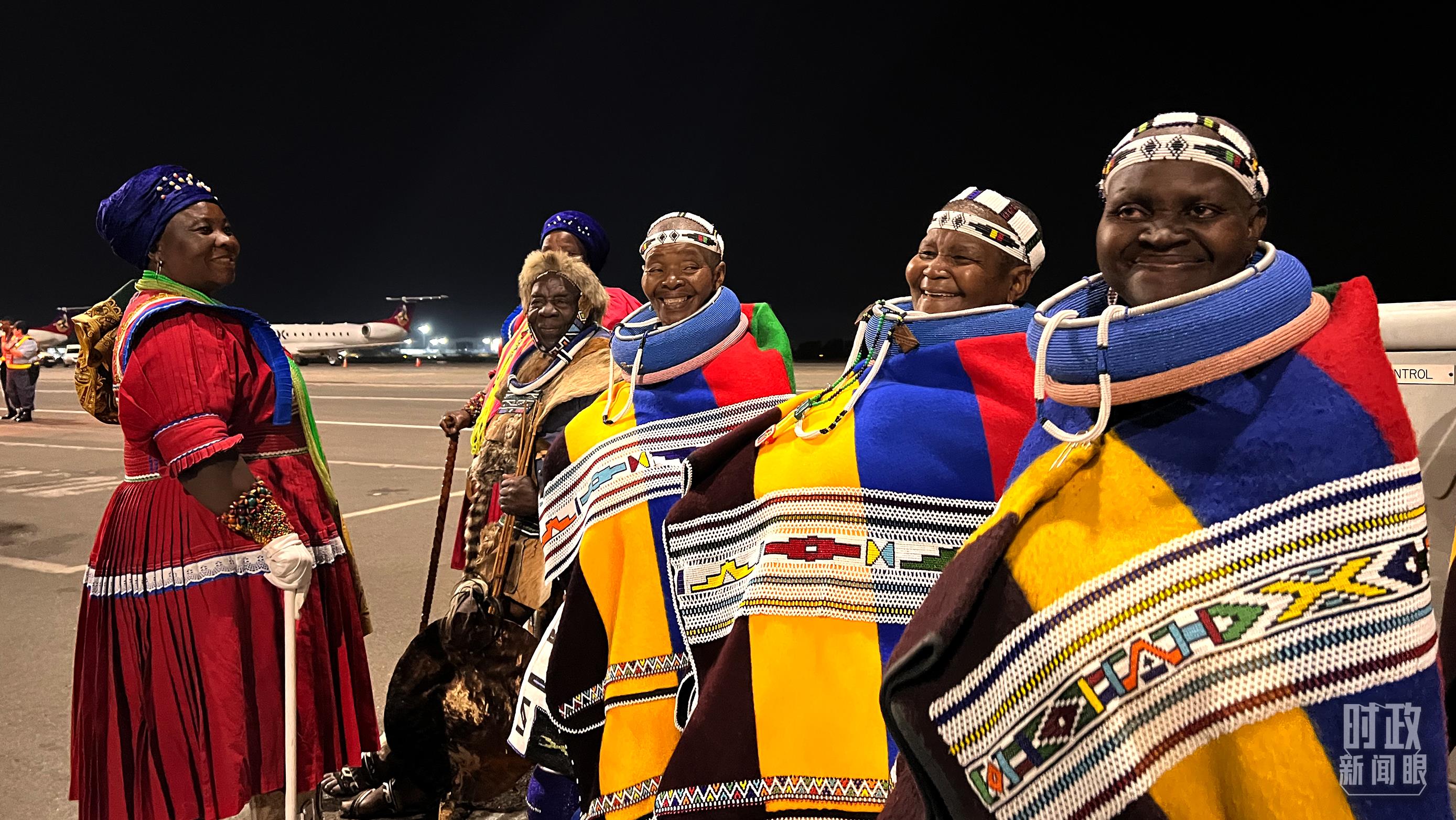 時(shí)政新聞眼丨習(xí)近平抵達(dá)南非，這些重要議程值得關(guān)注