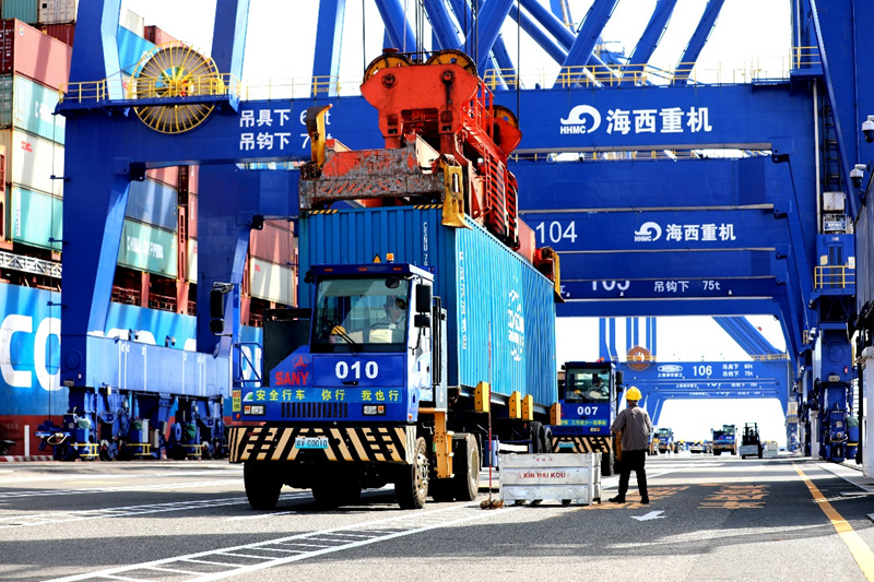 出海北部灣 洋浦港打造“綠色低碳”國(guó)際航運(yùn)樞紐