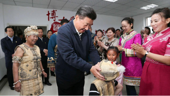 總書(shū)記在這里說(shuō)文化傳承發(fā)展·同江八岔赫哲族鄉(xiāng)八岔村