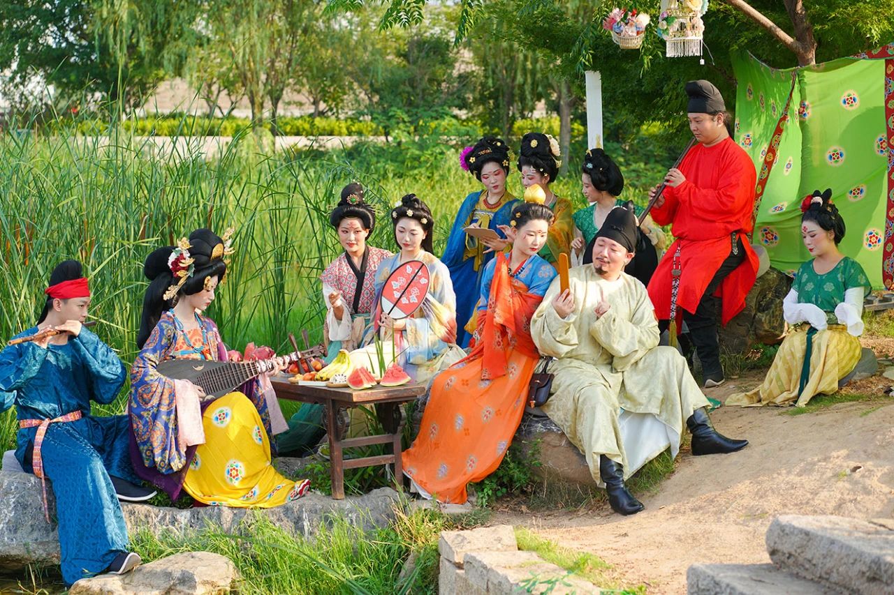 80萬(wàn)人次！11億“熱度”！隋唐洛陽(yáng)城景區(qū)亮出暑期文旅“成績(jī)單”