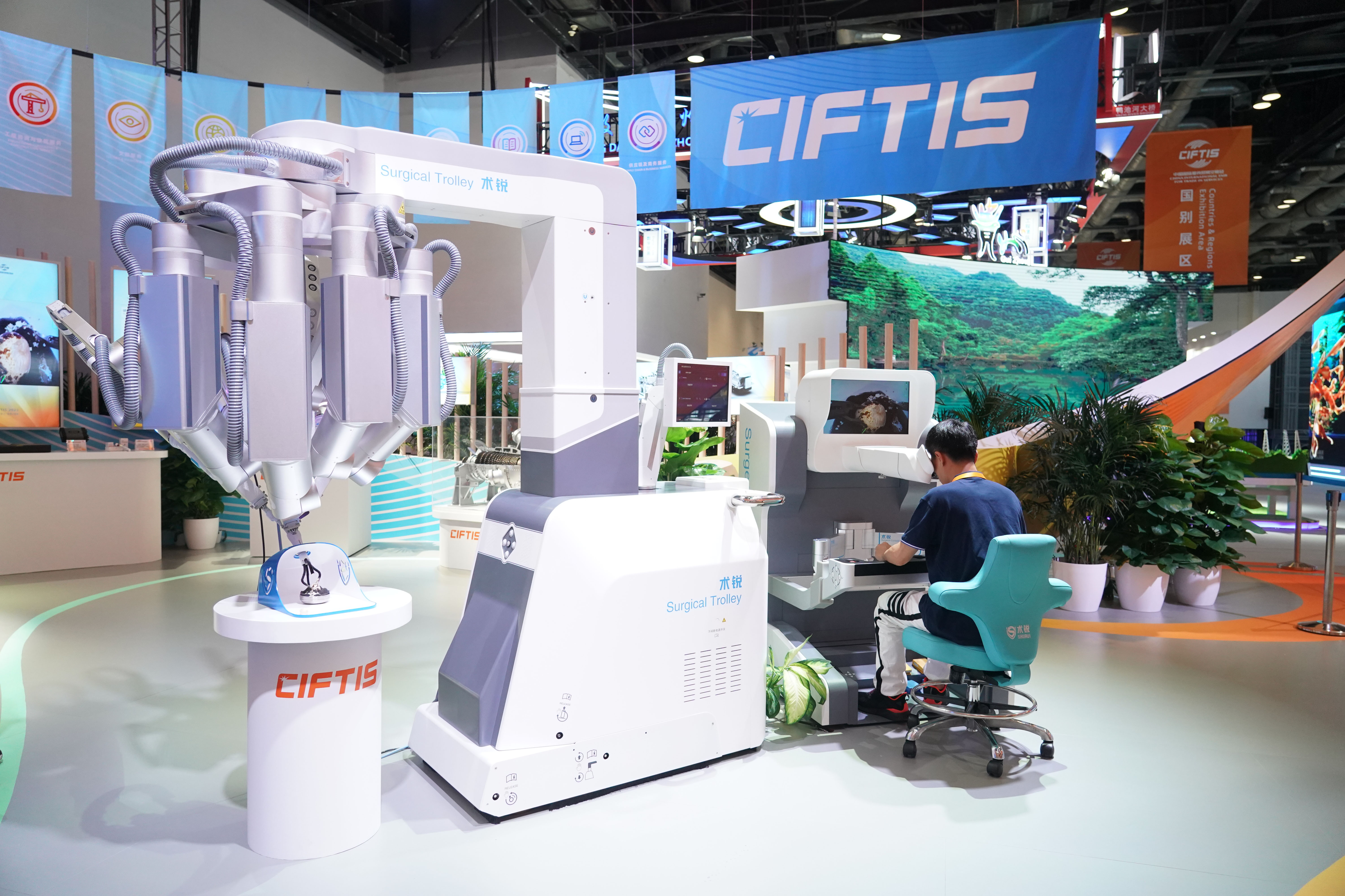 凝聚發(fā)展共識(shí) 共赴東方之約——寫在2023年中國(guó)國(guó)際服務(wù)貿(mào)易交易會(huì)開幕之際