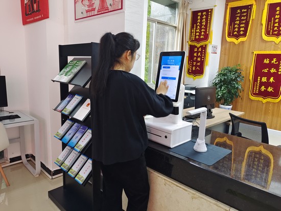 跟著總書記看中國｜讓社區(qū)成為居民最放心、最安心的港灣