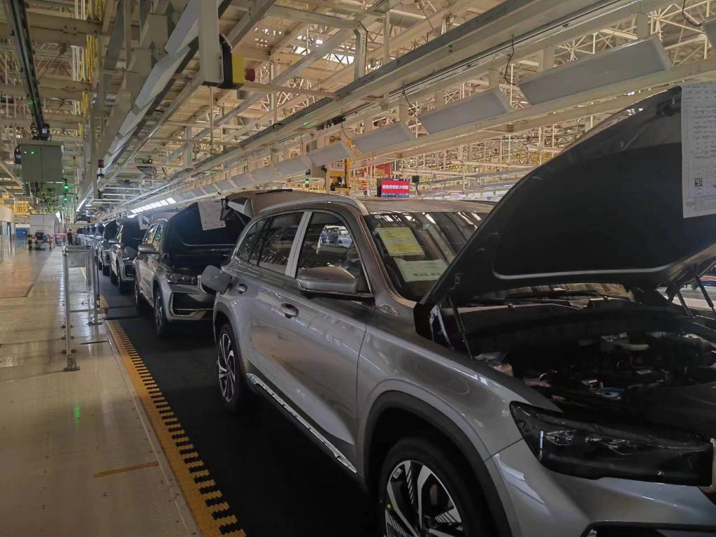 新時(shí)代新征程新偉業(yè)·習(xí)近平總書(shū)記關(guān)切事丨挖掘綠色“富礦”——低碳發(fā)展一線故事