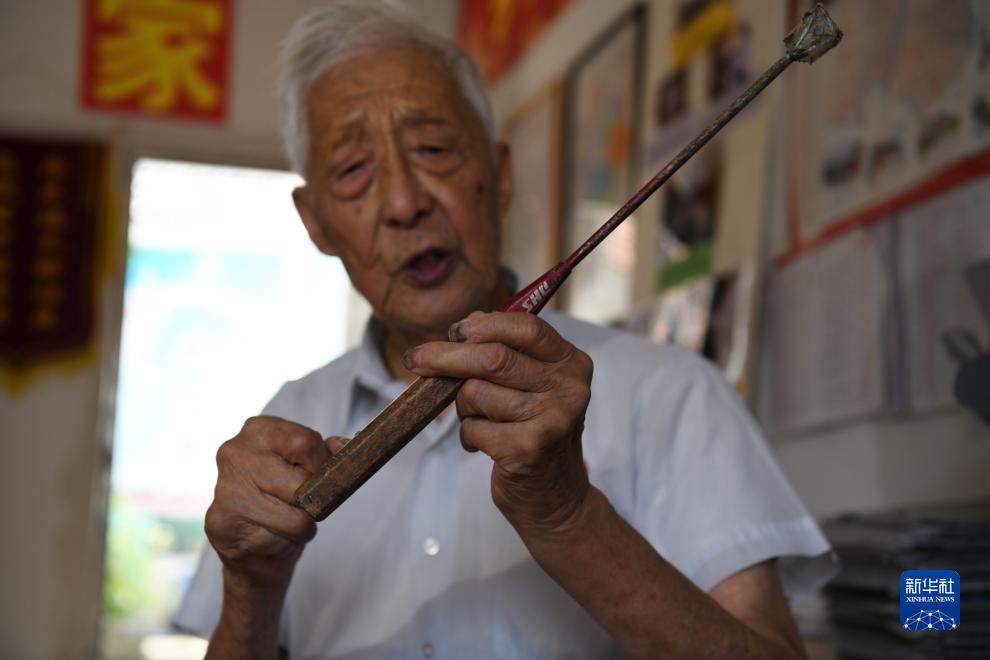 鄉(xiāng)村教師葉老師和他的“老朋友”