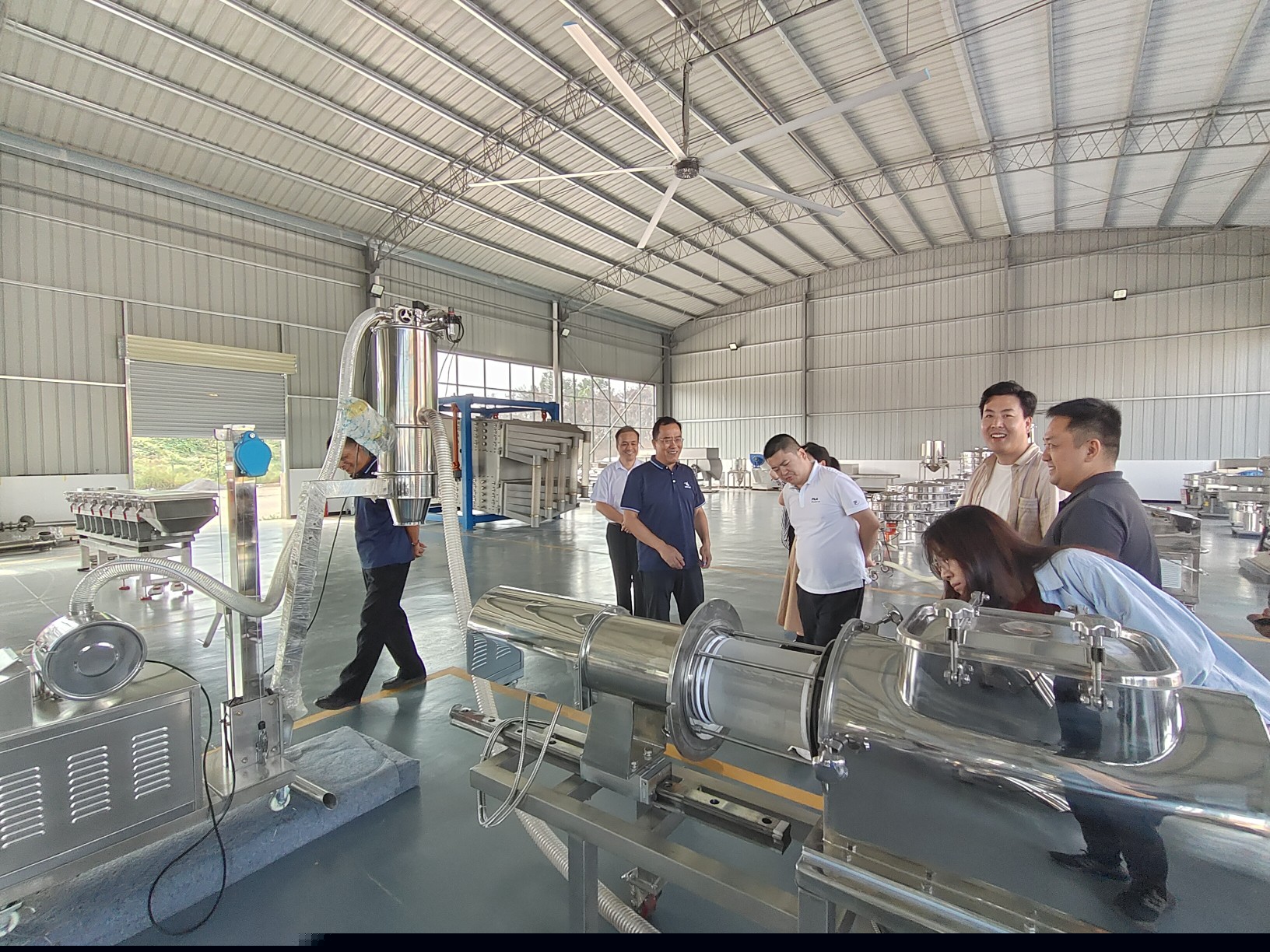 數(shù)智賦能新鄉(xiāng)造，看新鄉(xiāng)如何打響產(chǎn)業(yè)轉(zhuǎn)型新名片