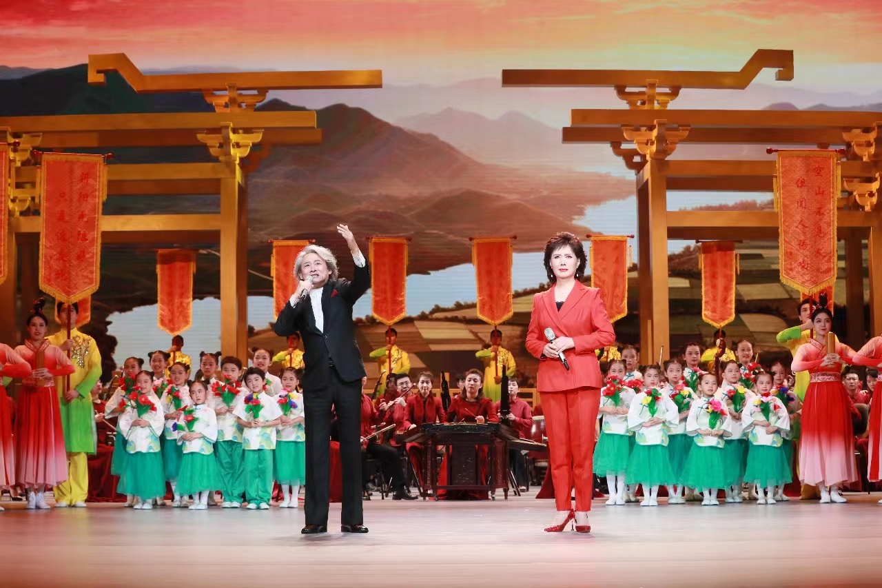 來(lái)河南赴一場(chǎng)詩(shī)歌之約！第七屆中國(guó)詩(shī)歌節(jié)正式開幕