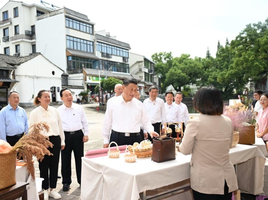 一見·從“千萬工程”，感悟總書記對(duì)基層的牽掛