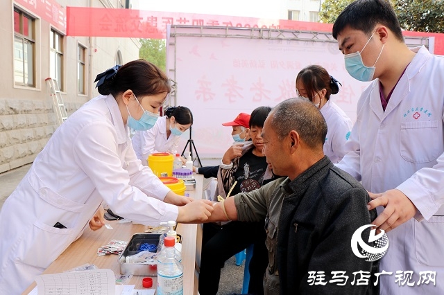 駐馬店正骨醫(yī)院2023年重陽(yáng)節(jié)醫(yī)患交流會(huì)成功舉辦