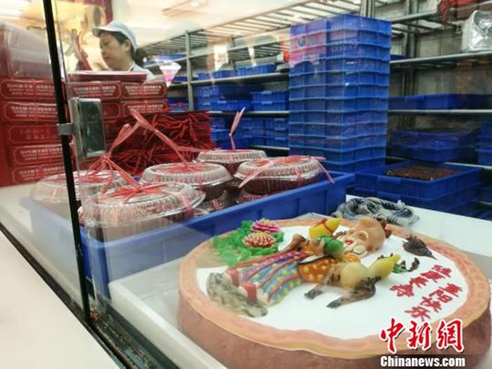 重陽(yáng)節(jié)的小知識(shí)：為啥又叫菊花節(jié)？重陽(yáng)糕長(zhǎng)啥樣？