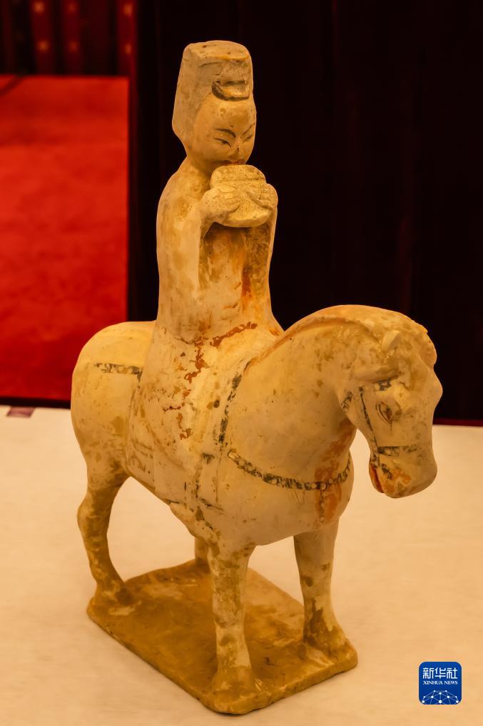 澳大利亞向中國返還流失文物藝術品與古生物化石